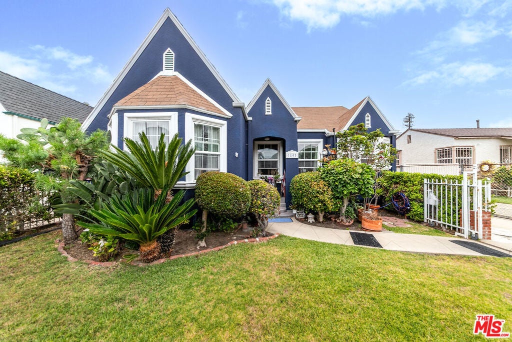 Photo of Listing #25568017