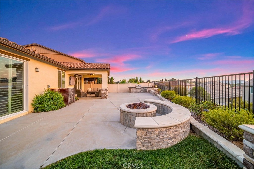 Photo of Listing #SW25164506