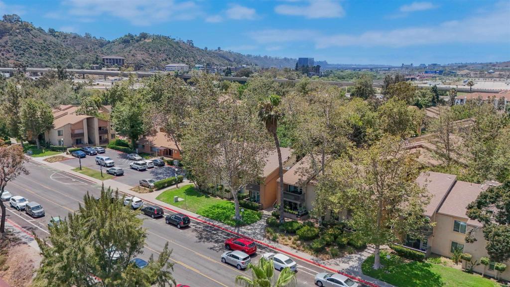 Photo of Listing #PTP2505549