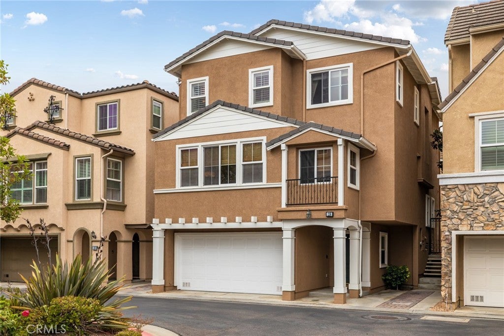 Photo of Listing #SB25157289