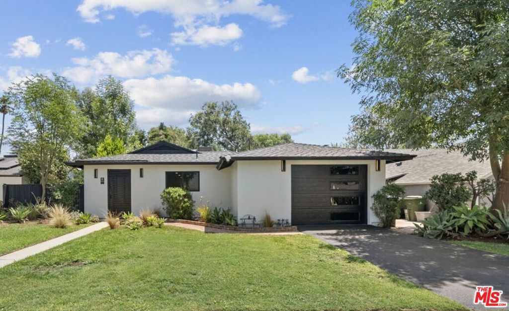 Photo of Listing #25568343