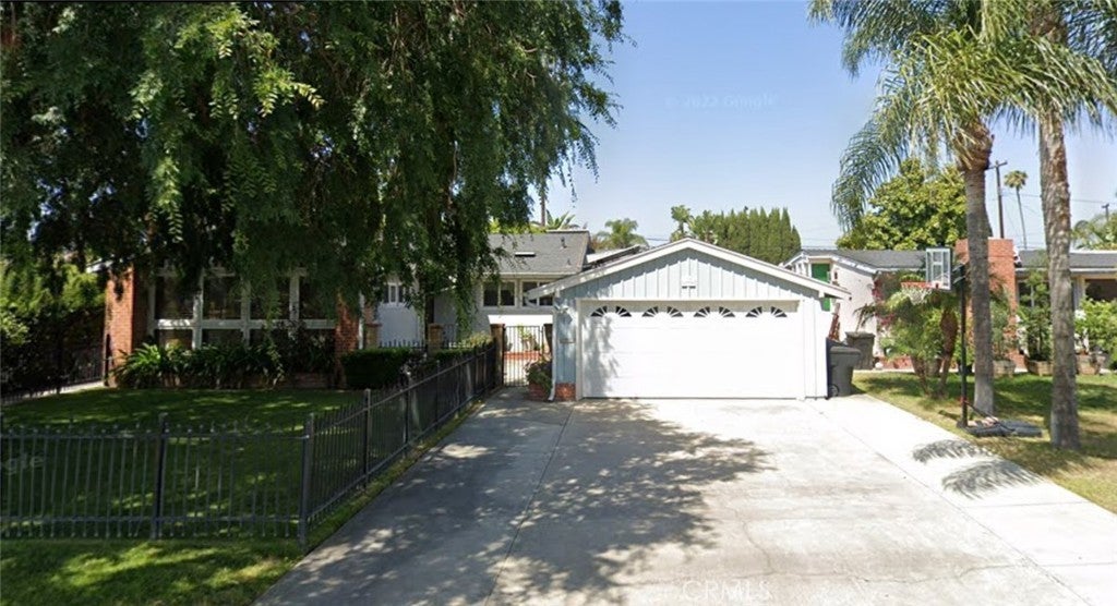 Photo of Listing #PW25165311