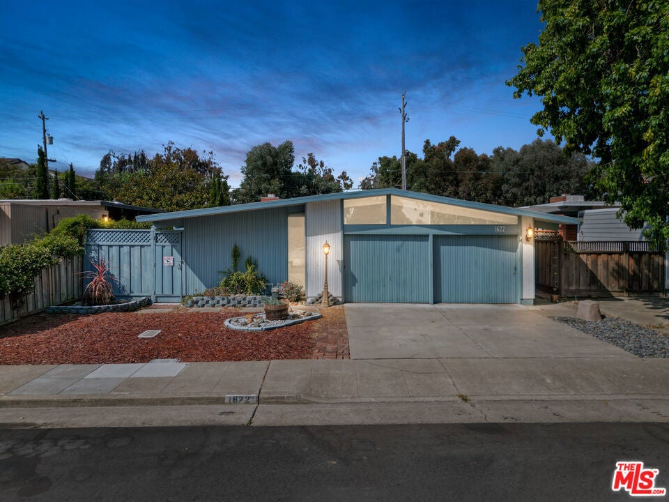 Photo of Listing #25568283