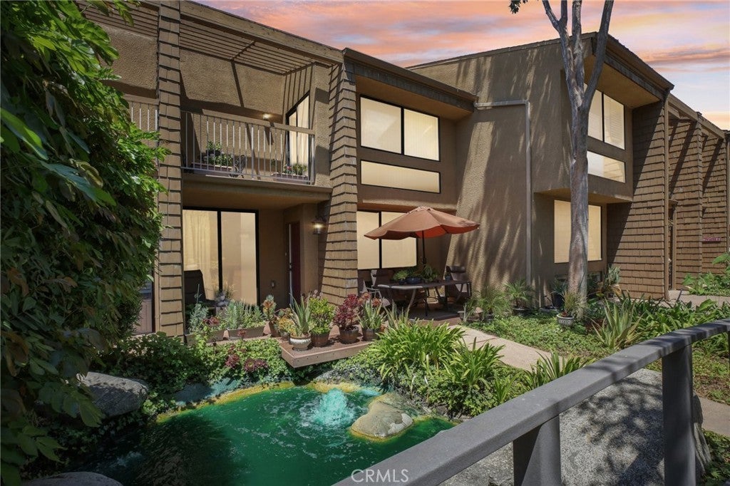 Photo of Listing #DW25165463