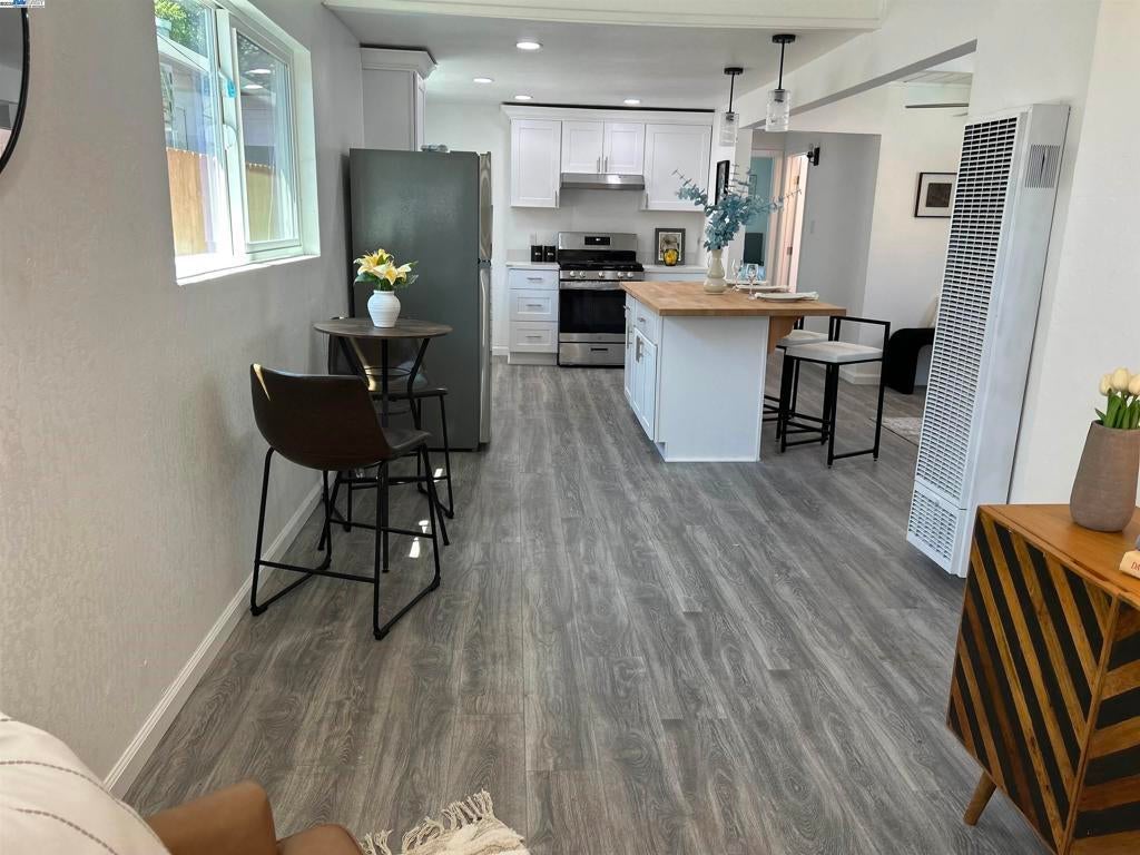 Photo of Listing #41105749