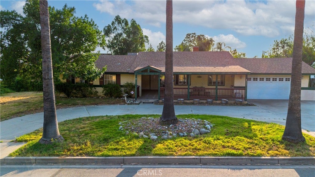 Photo of Listing #CV25164886