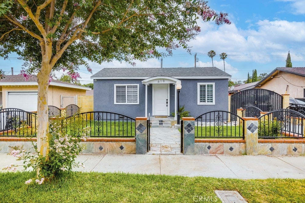 Photo of Listing #OC25165478