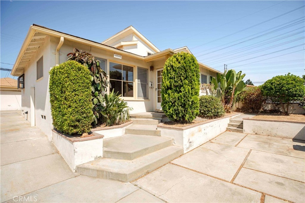 Photo of Listing #PW25164196