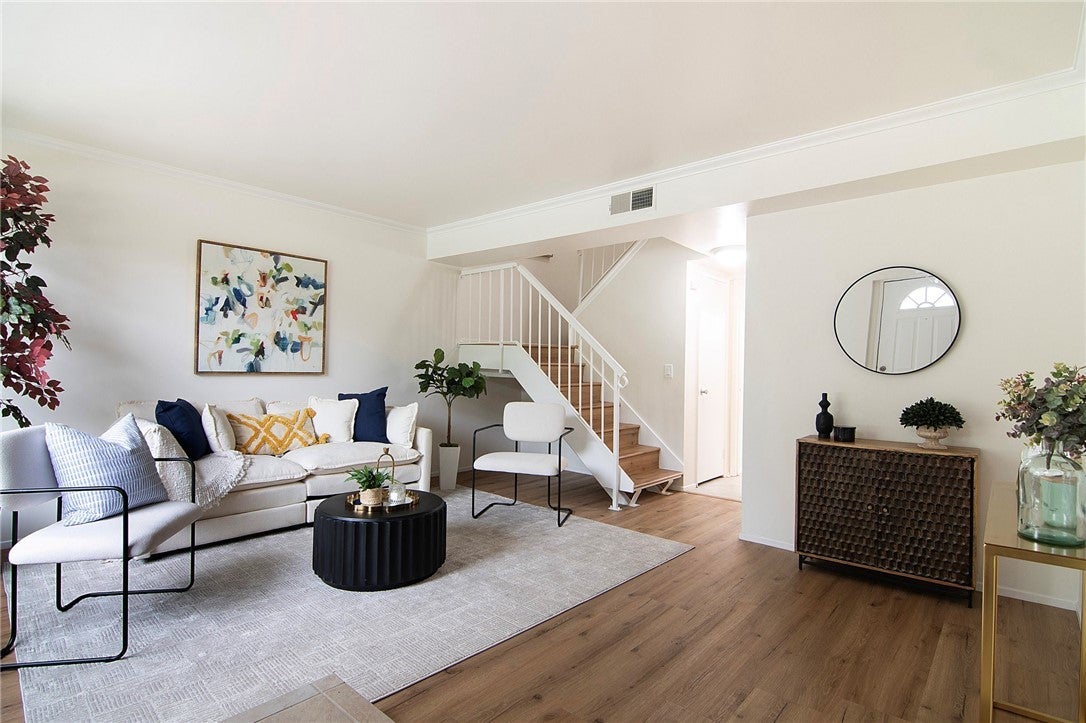 Photo of Listing #BB25137763