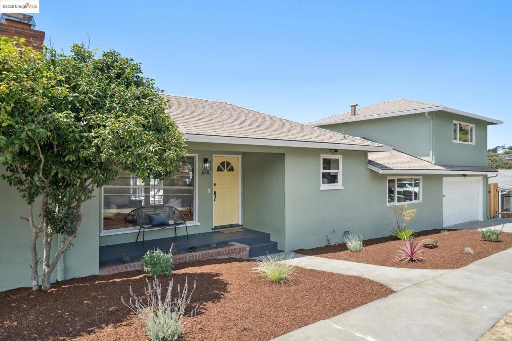 Photo of Listing #41105793