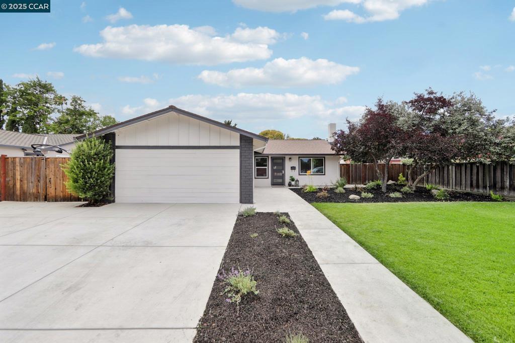 Photo of Listing #41105792