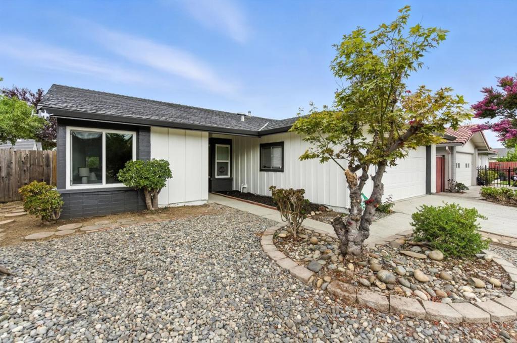 Photo of Listing #ML82015610