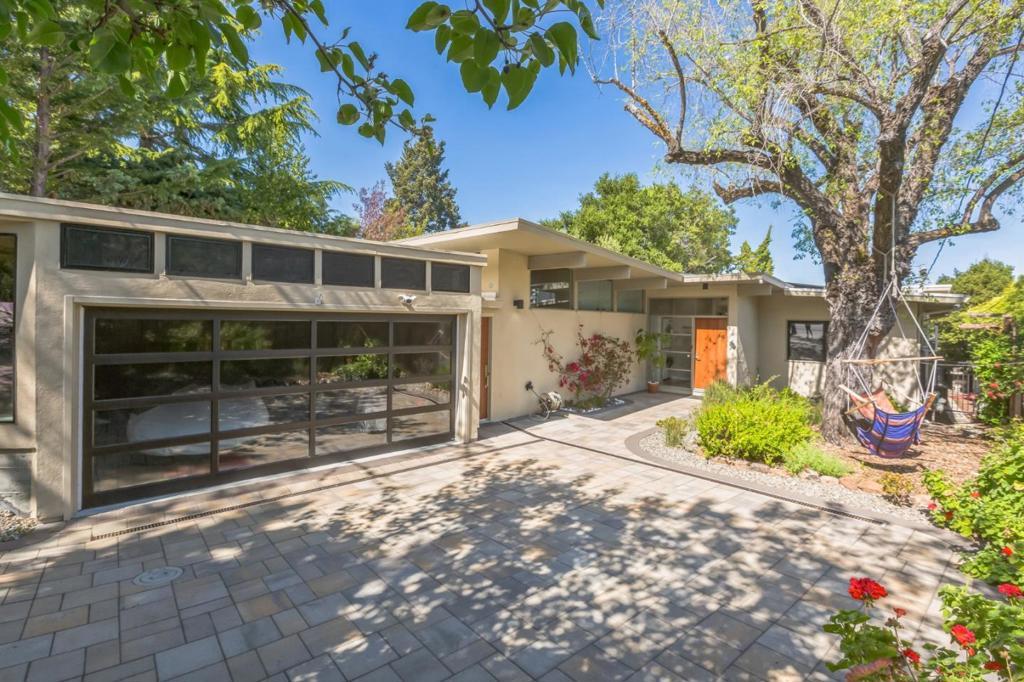 Photo of Listing #ML82015637