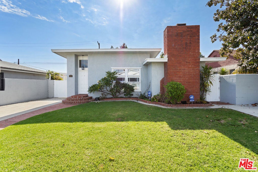 Photo of Listing #25568041