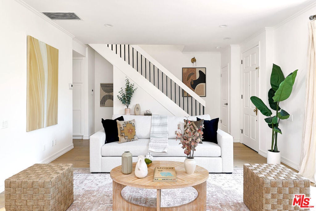 Photo of Listing #25568653