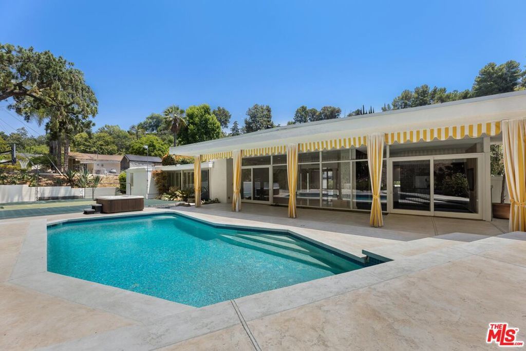 Photo of Listing #25567145