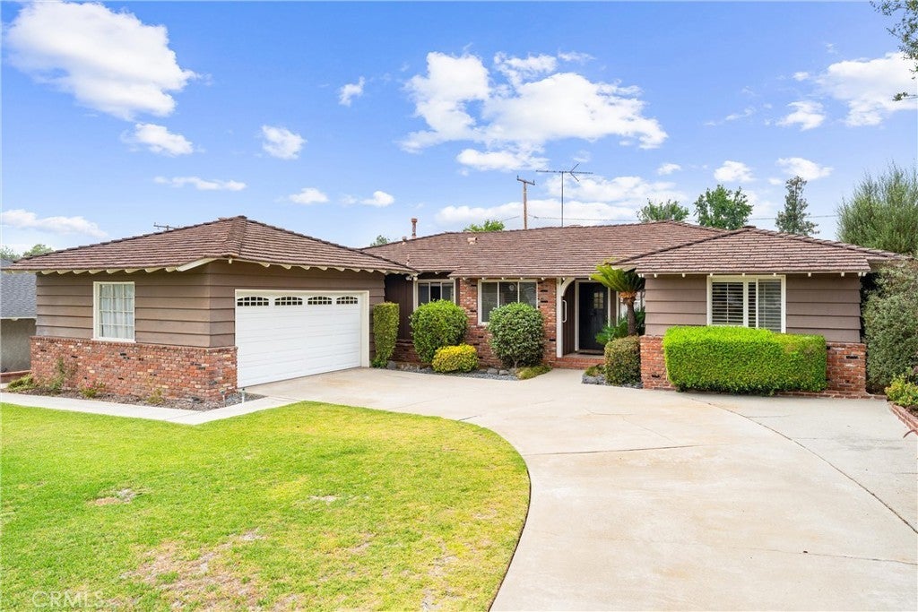 Photo of Listing #PW25142241