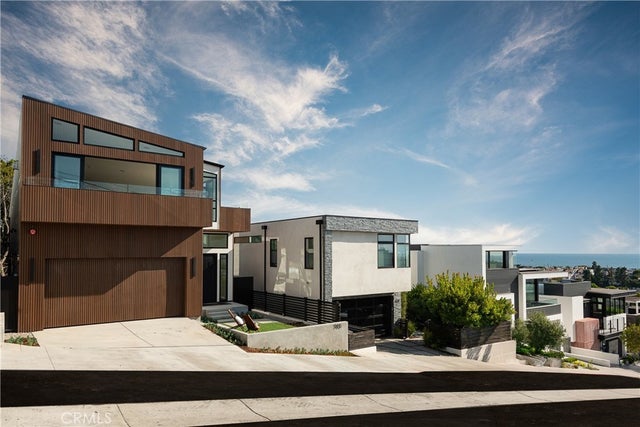 740 24th Place, Hermosa Beach.