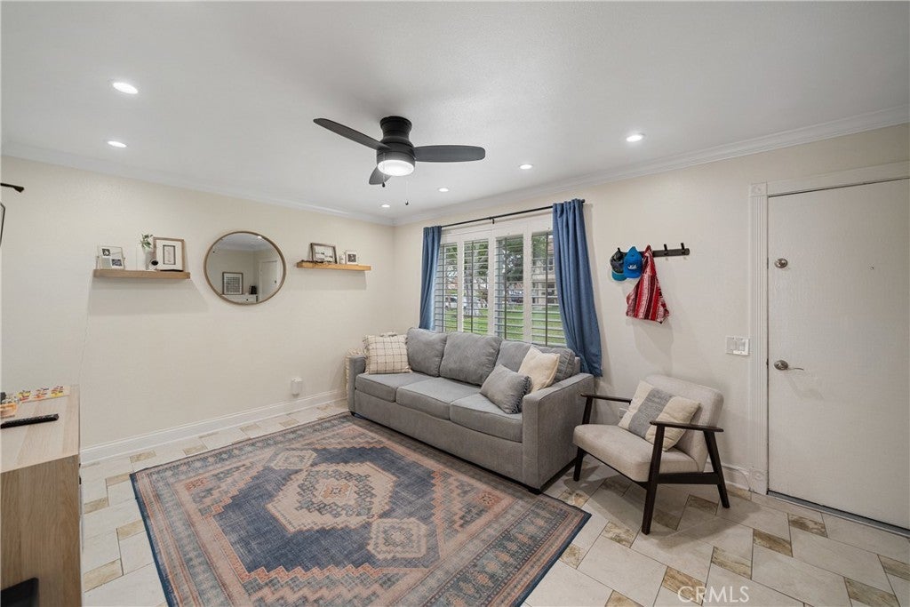 Photo of Listing #OC25165517