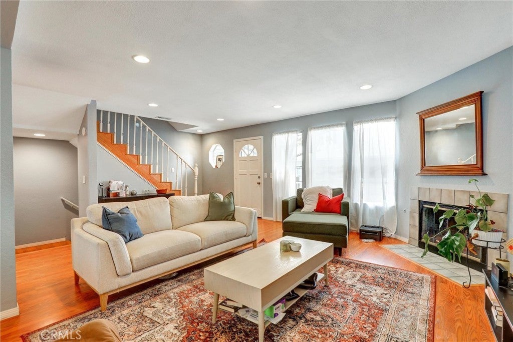 Photo of Listing #PW25166284