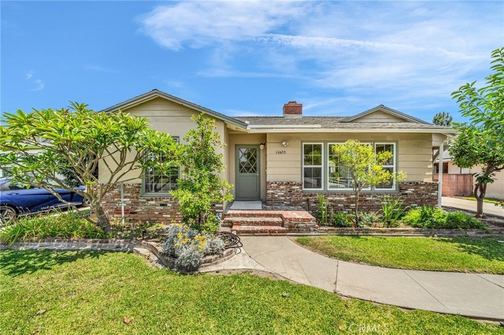 Photo of Listing #DW25166316