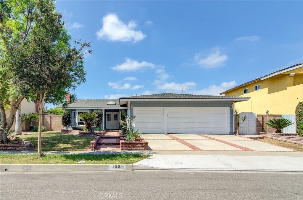 Photo of Listing #OC25166402