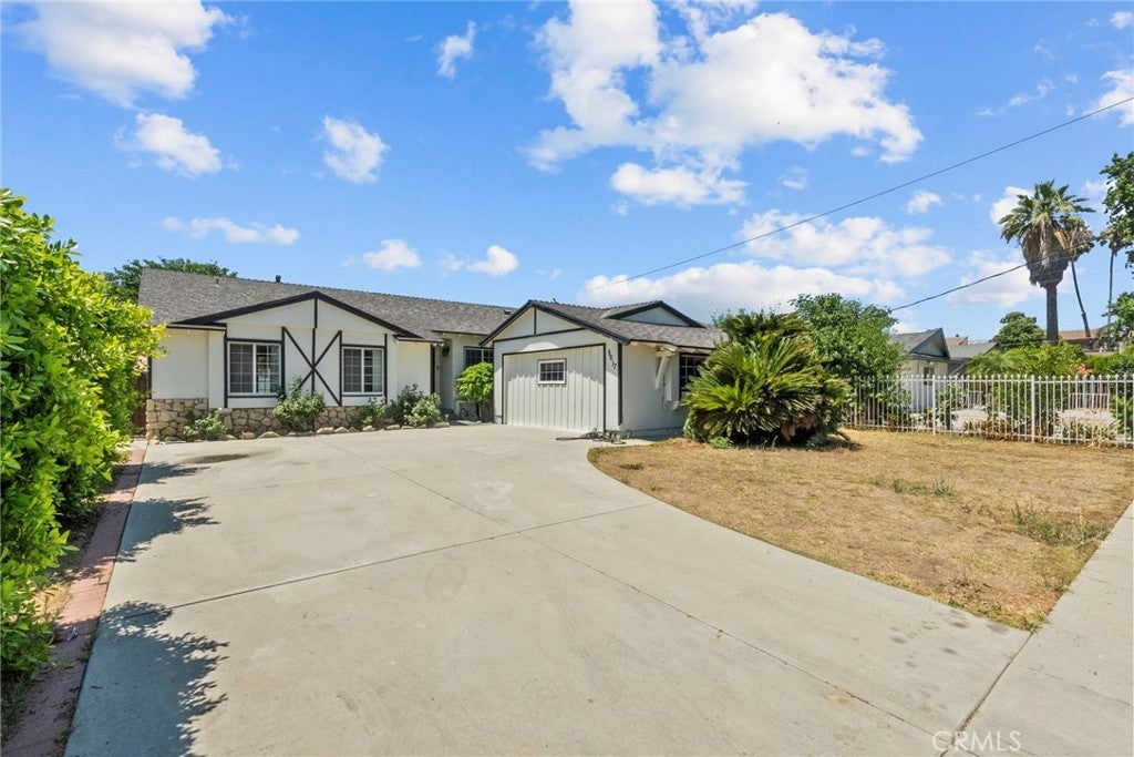 Photo of Listing #SR25164852