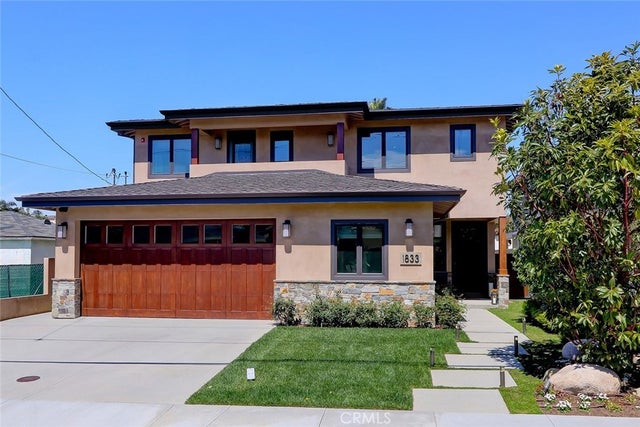 1833 8th Street, Manhattan Beach.