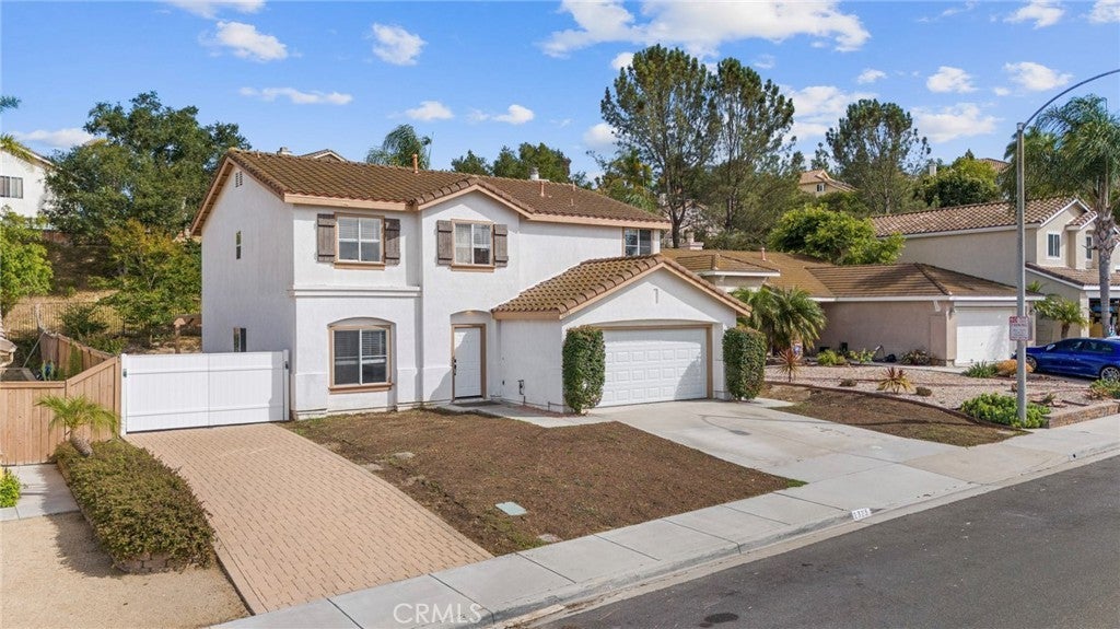 Photo of Listing #IV25164440