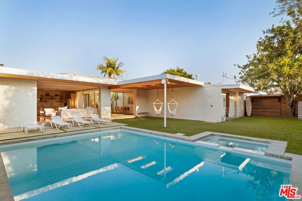 Photo of Listing #25568495