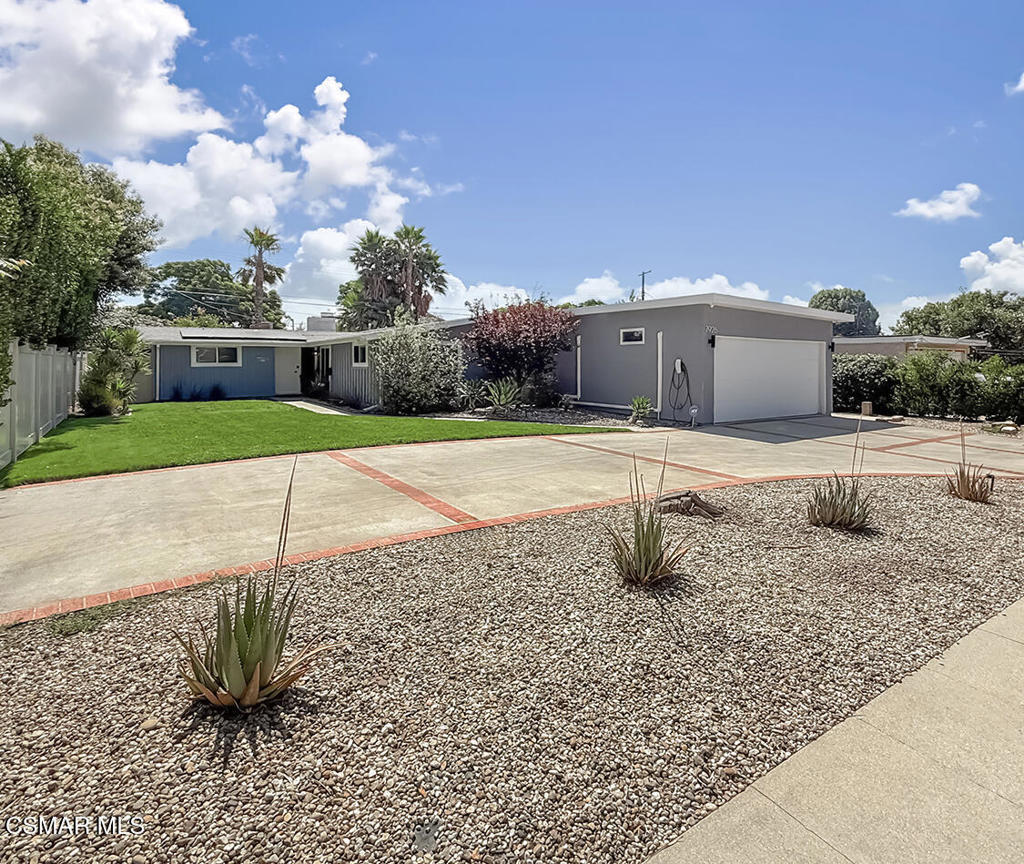 Photo of Listing #225003742