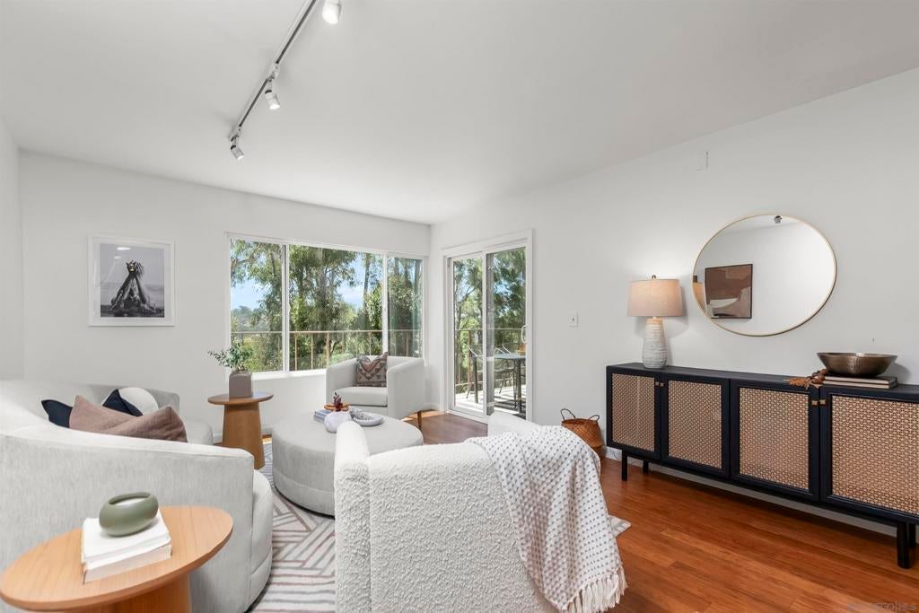 Photo of Listing #250034376SD