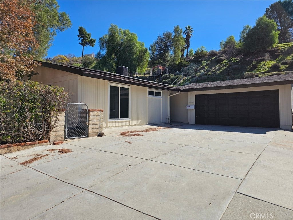 Photo of Listing #SR25154013