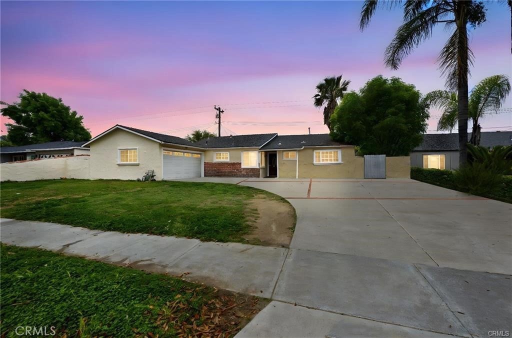 Photo of Listing #CV25156171