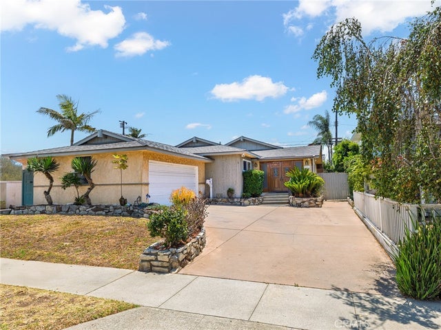 5344 W 137th Street, Hawthorne.