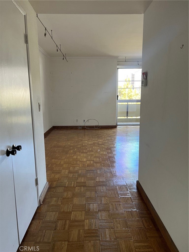 Photo of Listing #SR25165255