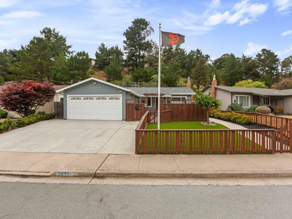 Photo of Listing #ML82015824