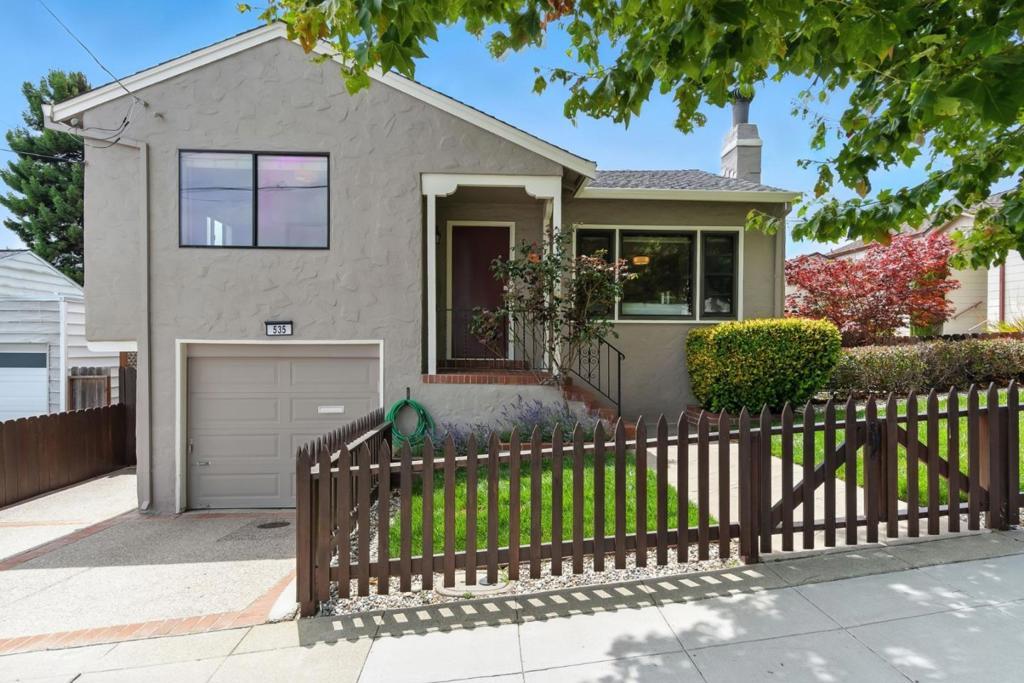 Photo of Listing #ML82015820