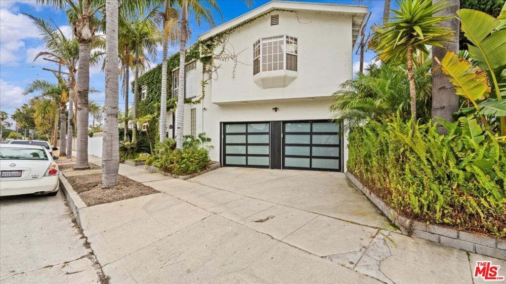 Photo of Listing #25567697