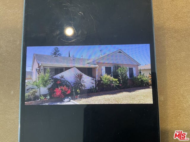 708 W 137th Place, Gardena.