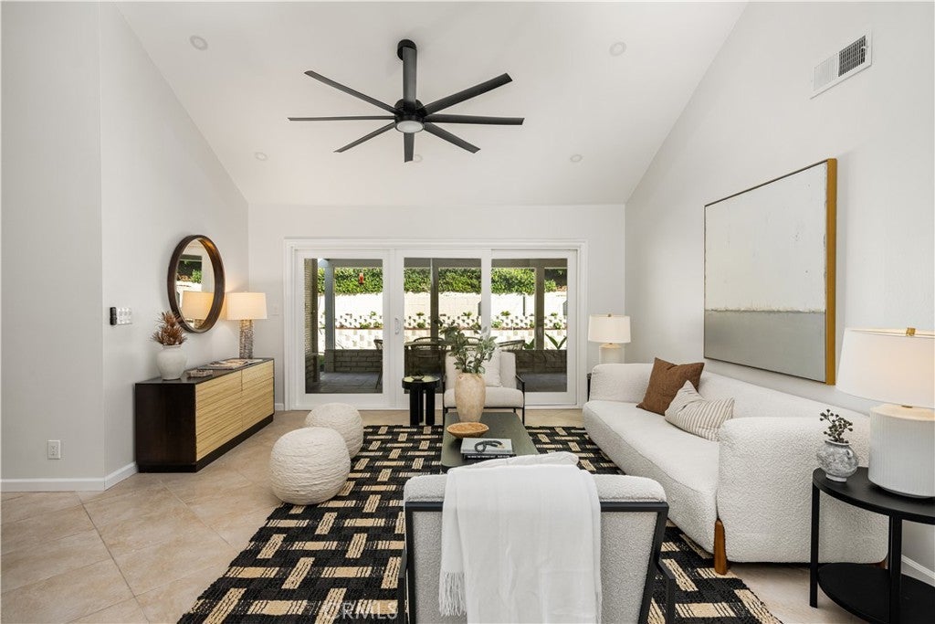 Photo of Listing #PW25163417