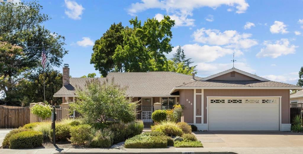 Photo of Listing #41106042