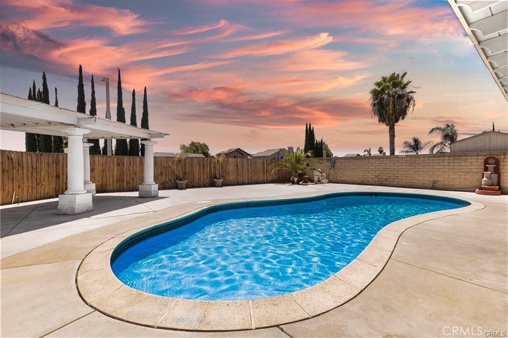 Photo of Listing #IV25167333