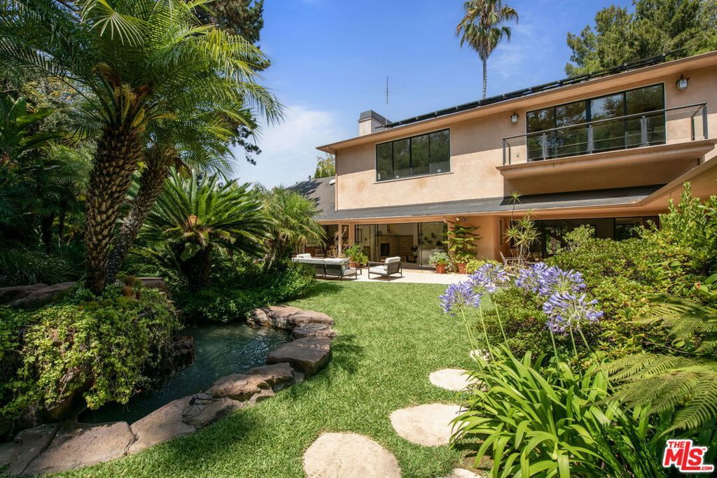 Photo of Listing #25500335