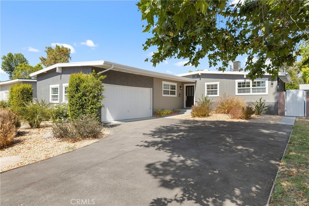 Photo of Listing #SR25166793