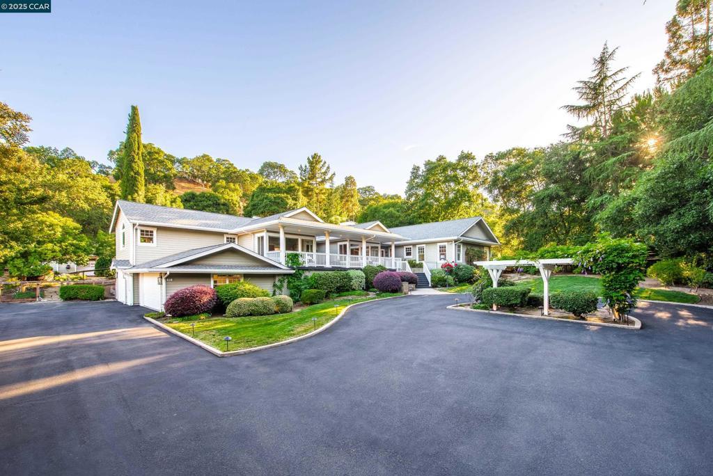 Photo of Listing #41106052