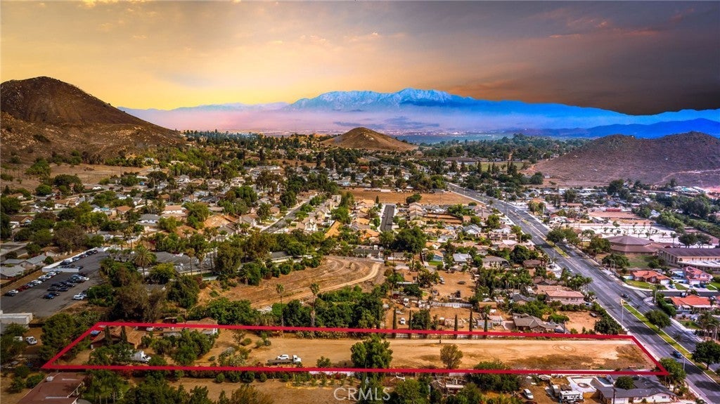 Photo of Listing #IV25166498