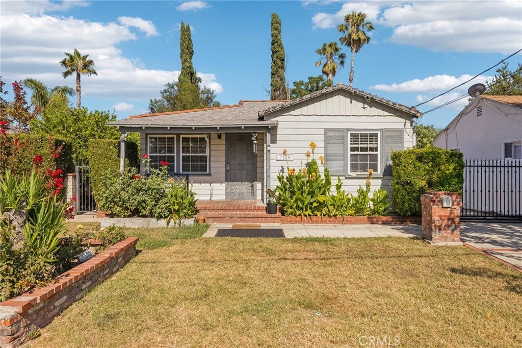 Photo of Listing #SR25164047