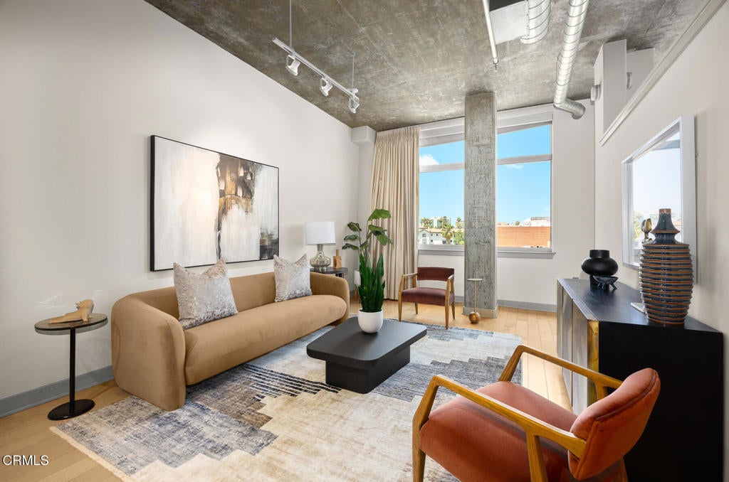 Photo of Listing #P1-23408