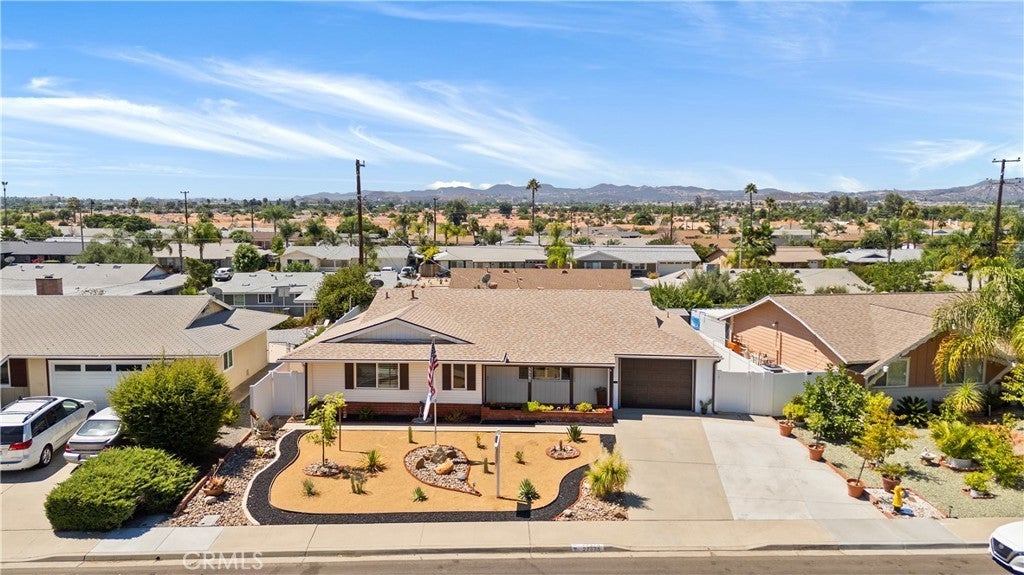 Photo of Listing #SW25167559